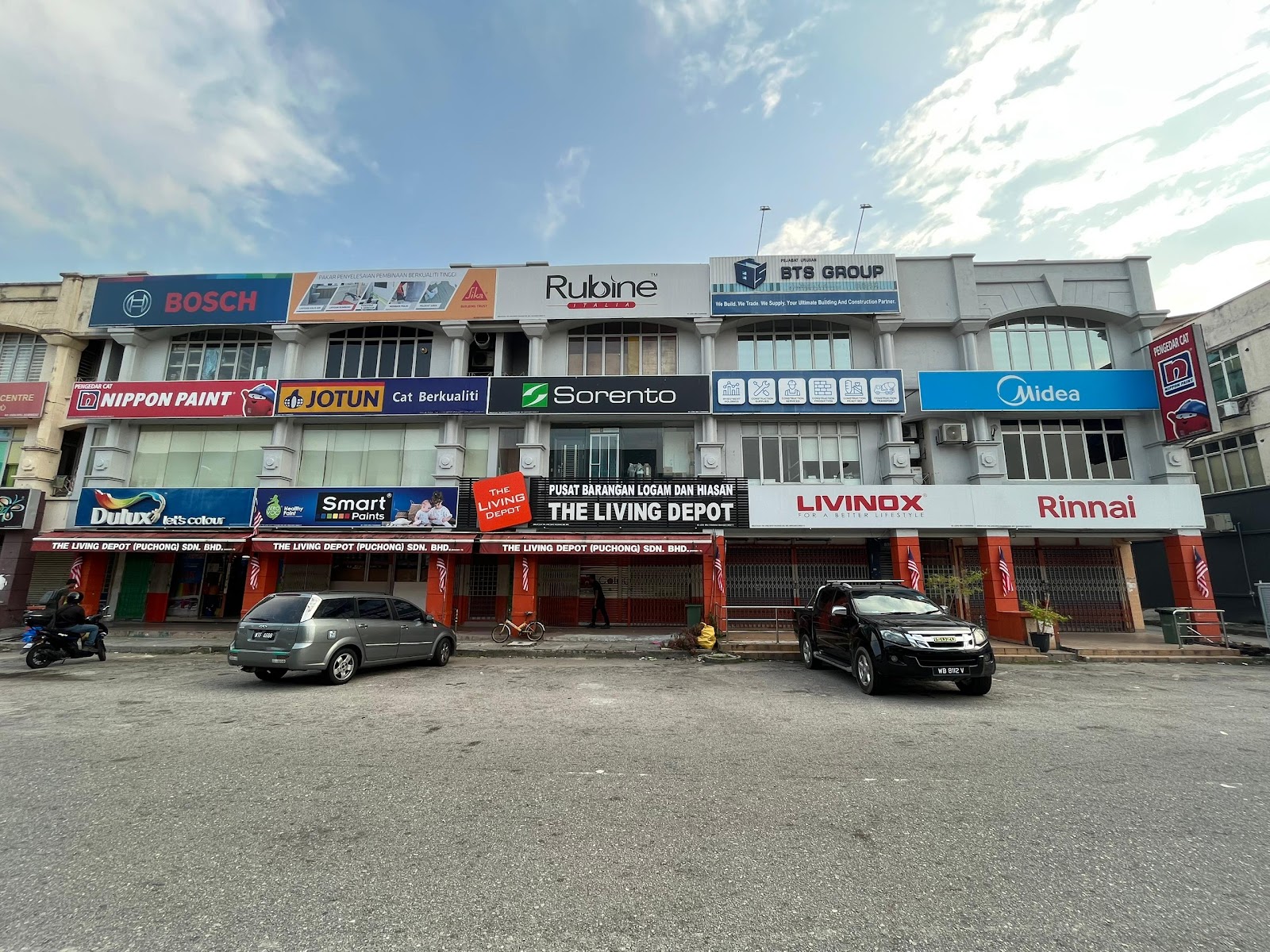 SW Hardware Sdn Bhd 6